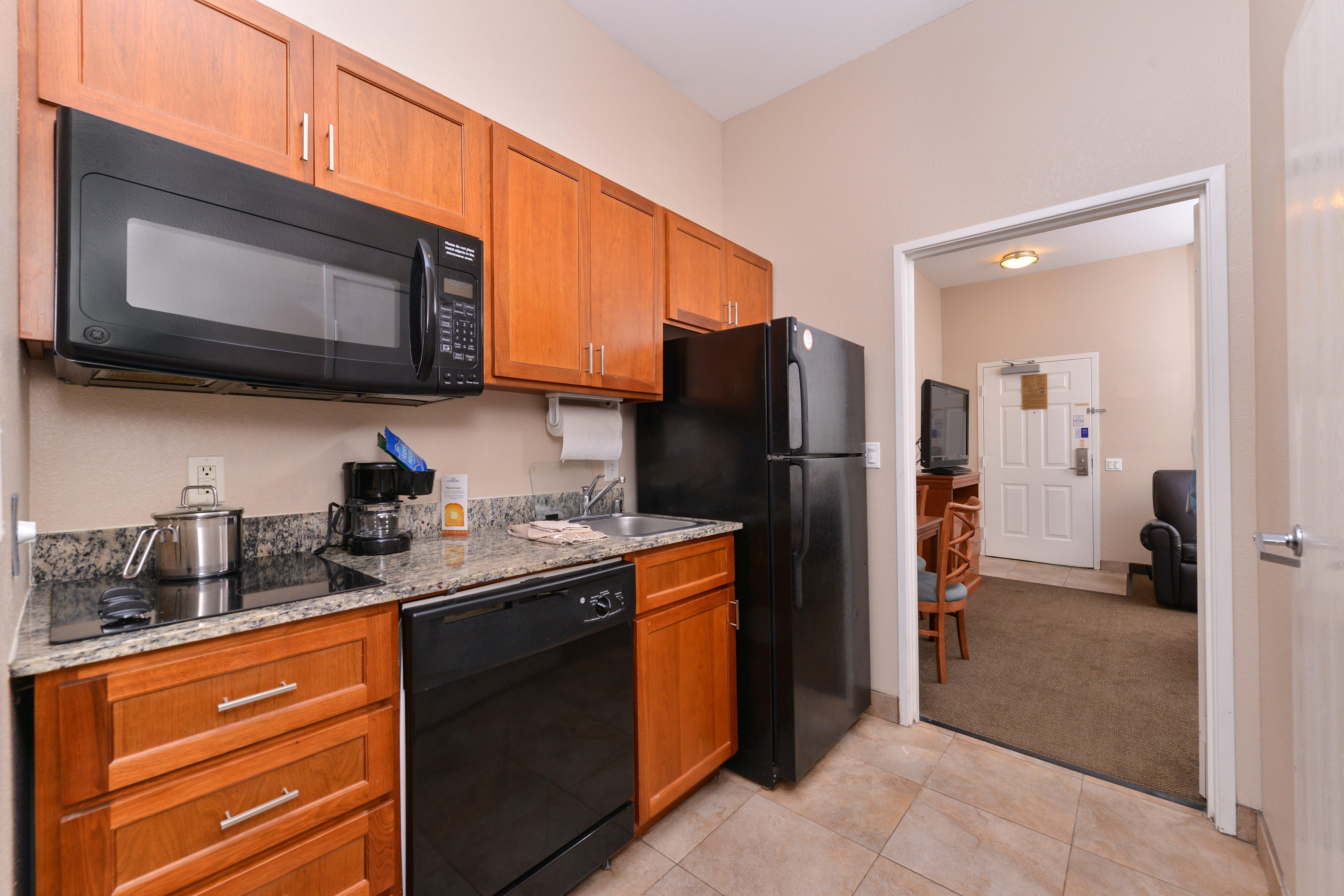 Candlewood Suites San Diego By Ihg Экстерьер фото