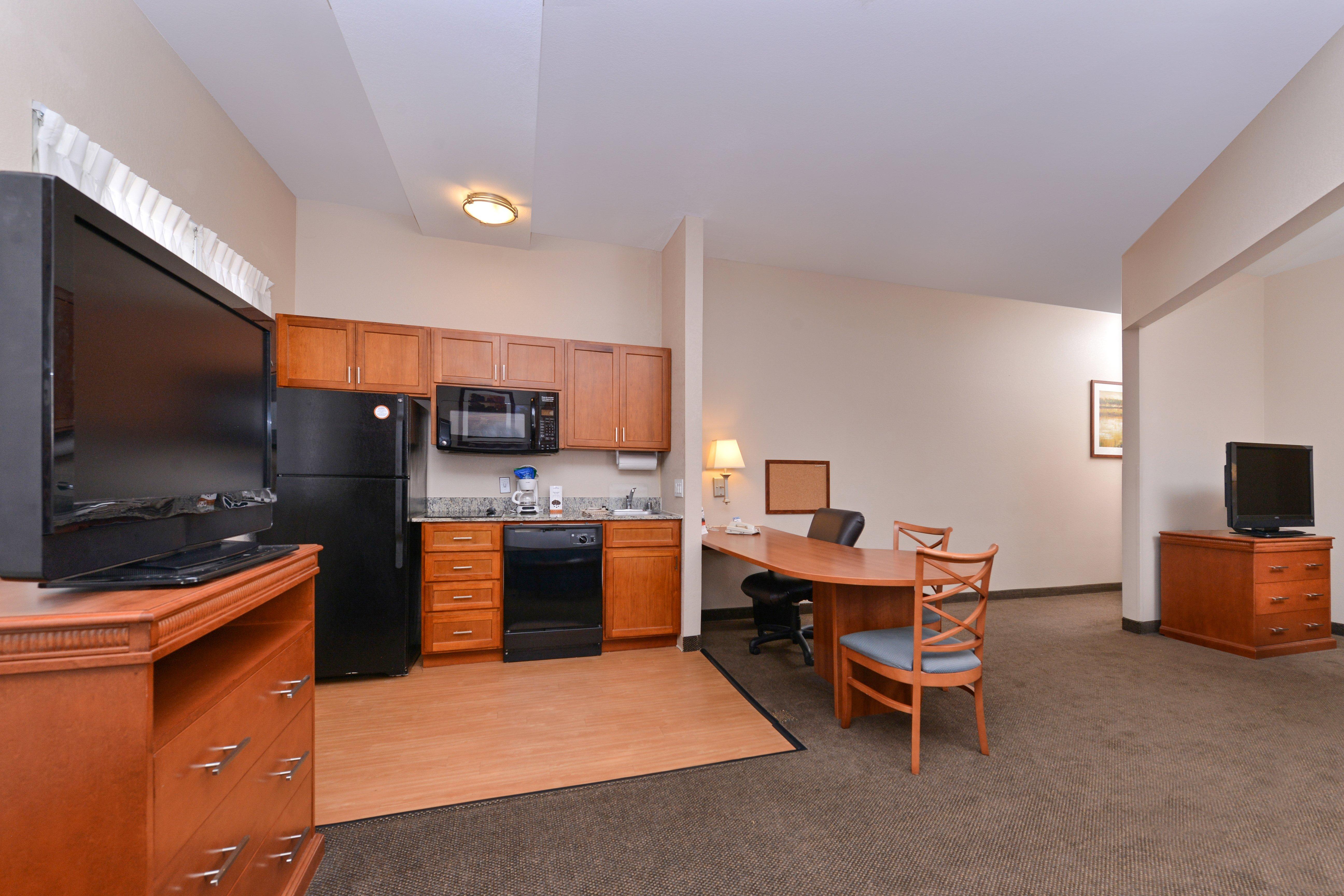 Candlewood Suites San Diego By Ihg Экстерьер фото