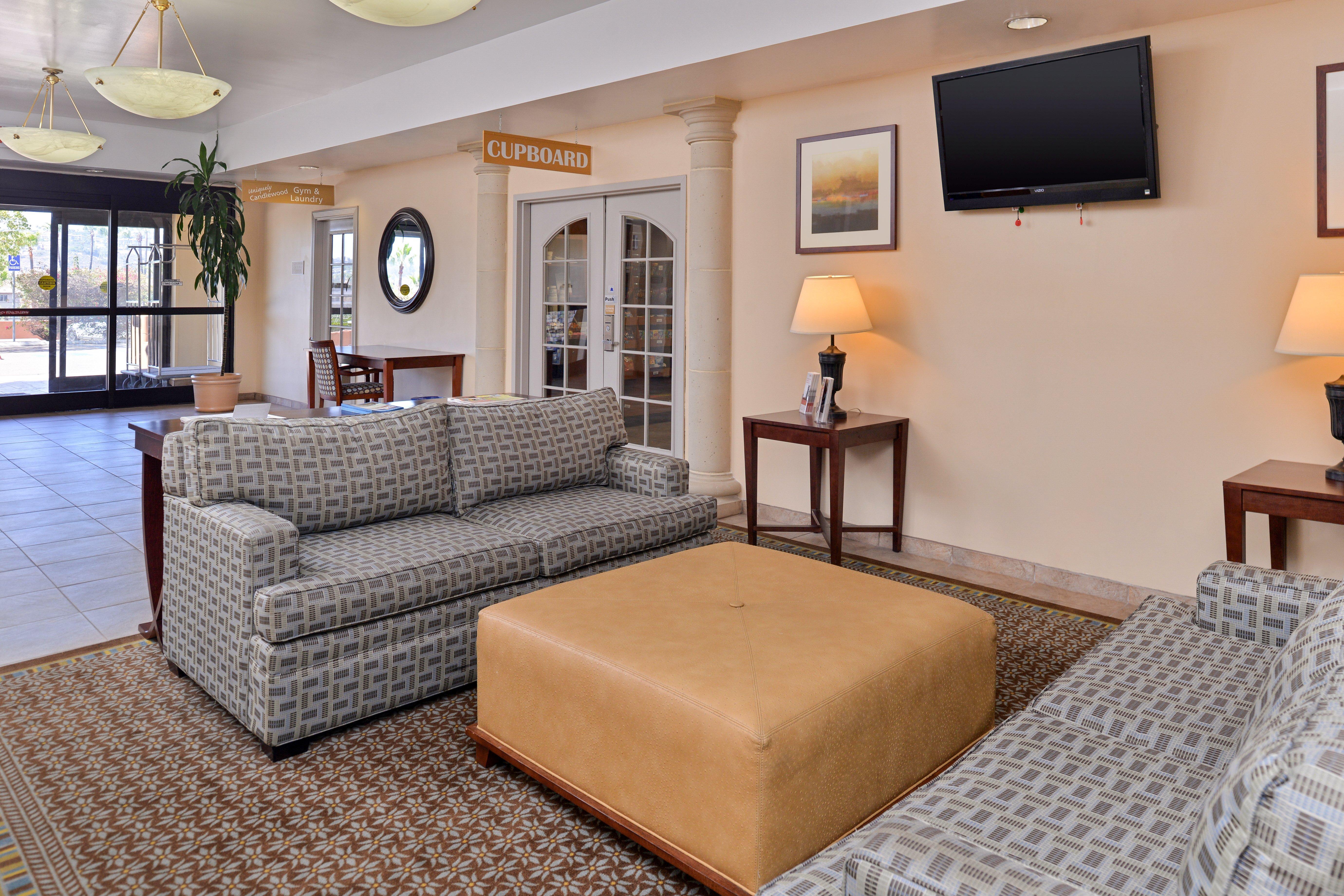 Candlewood Suites San Diego By Ihg Экстерьер фото