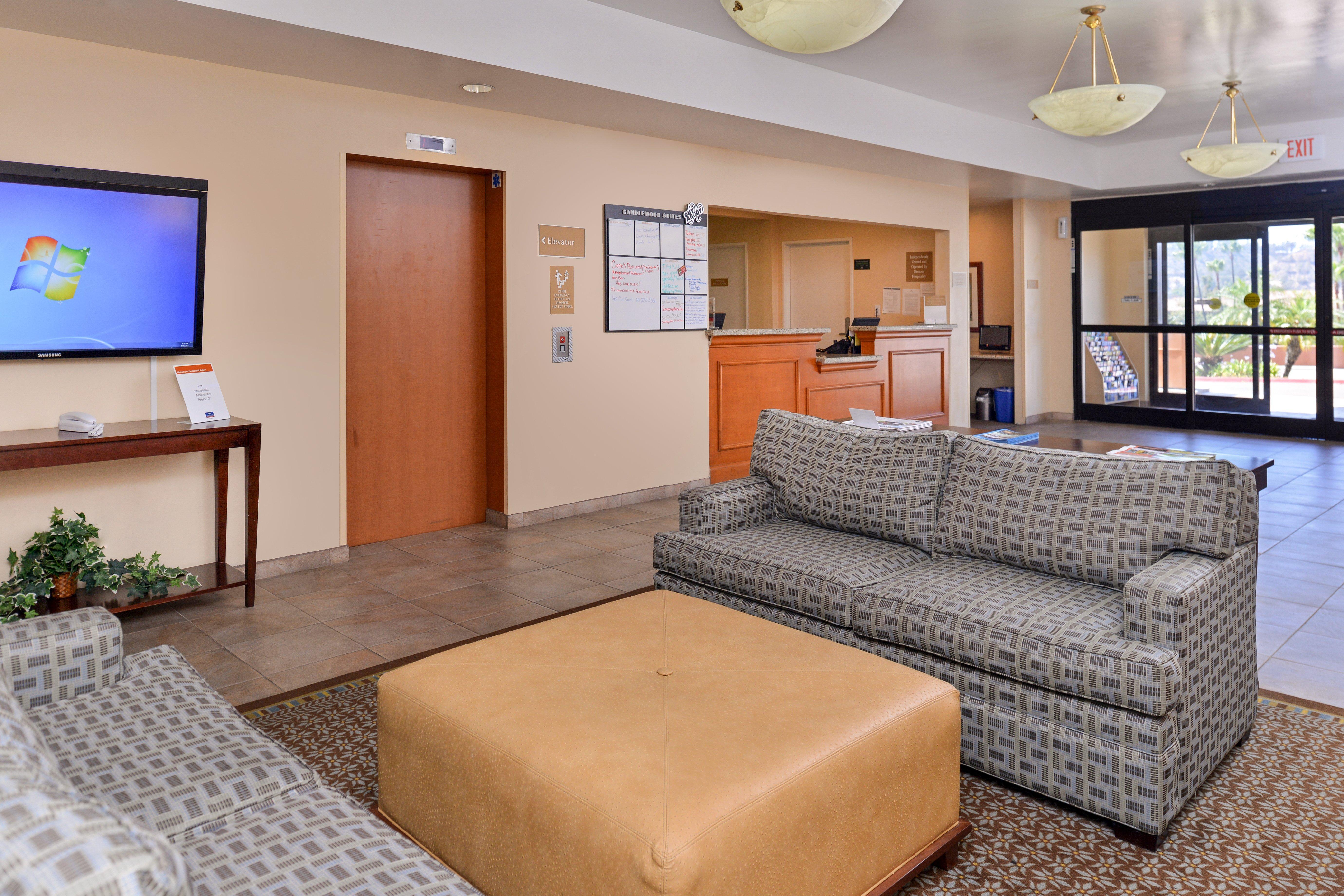 Candlewood Suites San Diego By Ihg Экстерьер фото