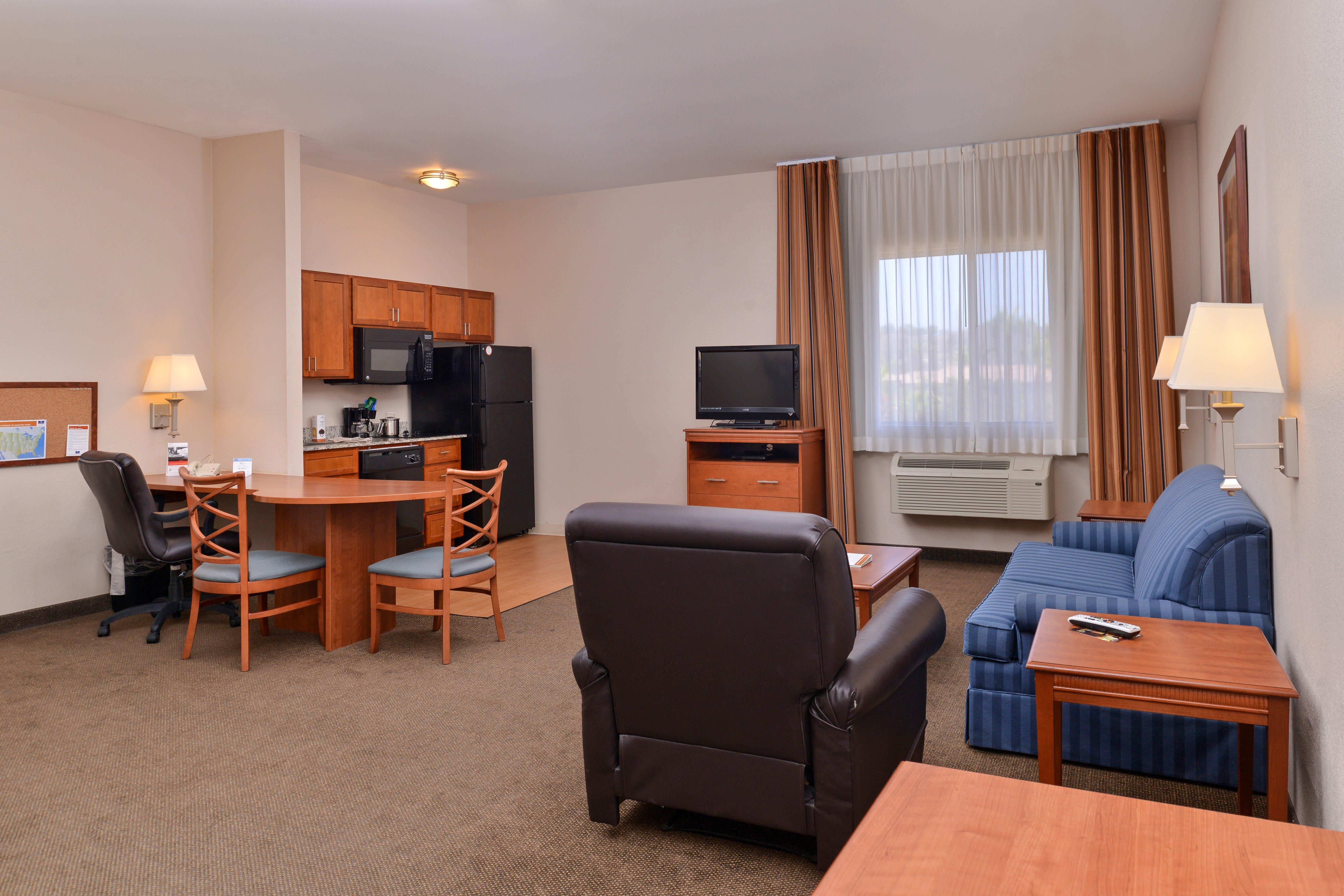 Candlewood Suites San Diego By Ihg Экстерьер фото