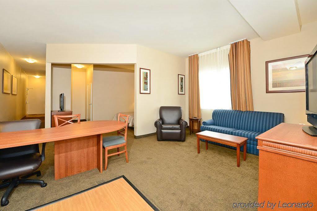 Candlewood Suites San Diego By Ihg Экстерьер фото