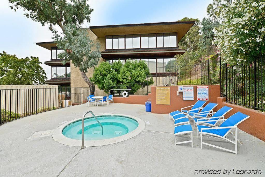Candlewood Suites San Diego By Ihg Экстерьер фото